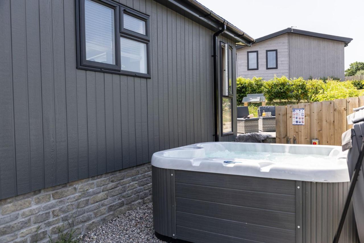 Rose Lodge, 21 Roadford Lake Lodges Lifton Kültér fotó