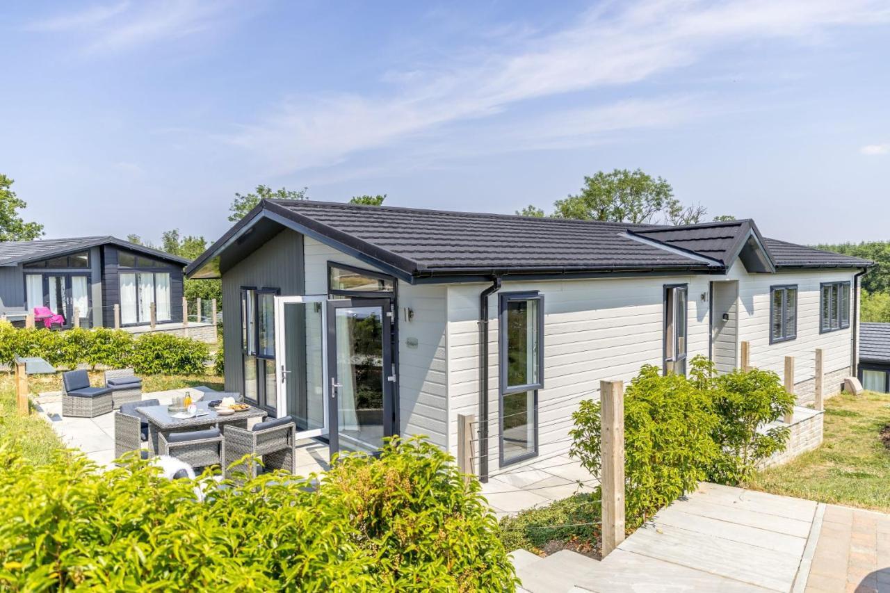 Rose Lodge, 21 Roadford Lake Lodges Lifton Kültér fotó